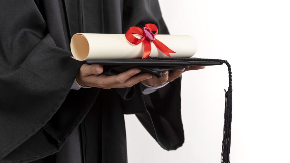 close-up-woman-with-graduation-diploma close-up-woman-with-graduation-diploma